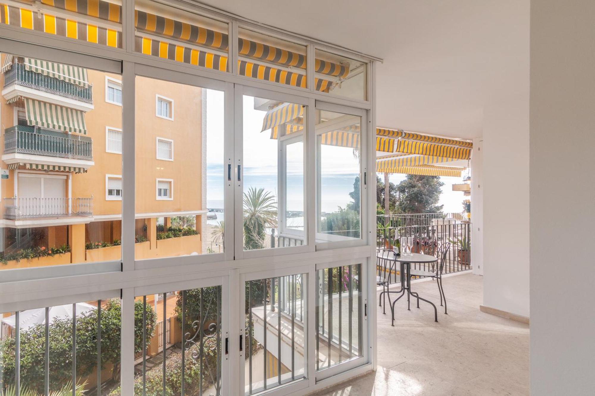 Large Del Mar Apartament Marbella