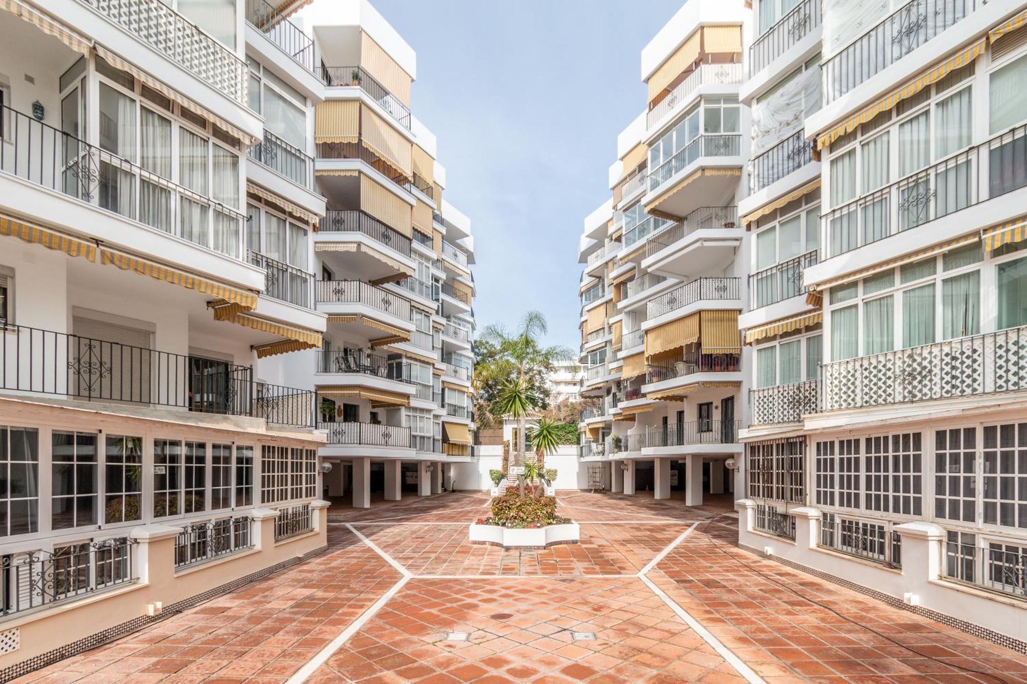 Large Del Mar Appartement Marbellac